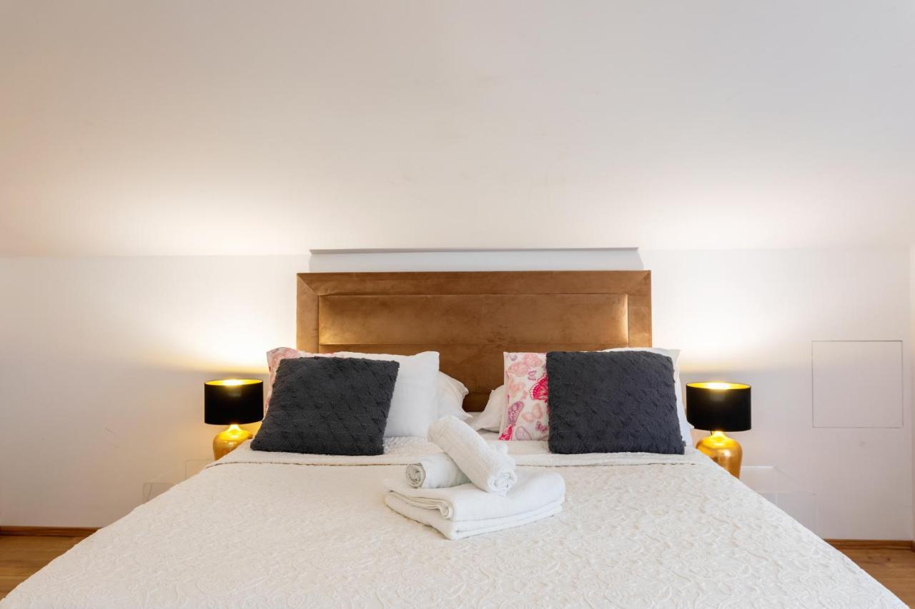 Apartments Ante ฮวาร์ ภายนอก รูปภาพ