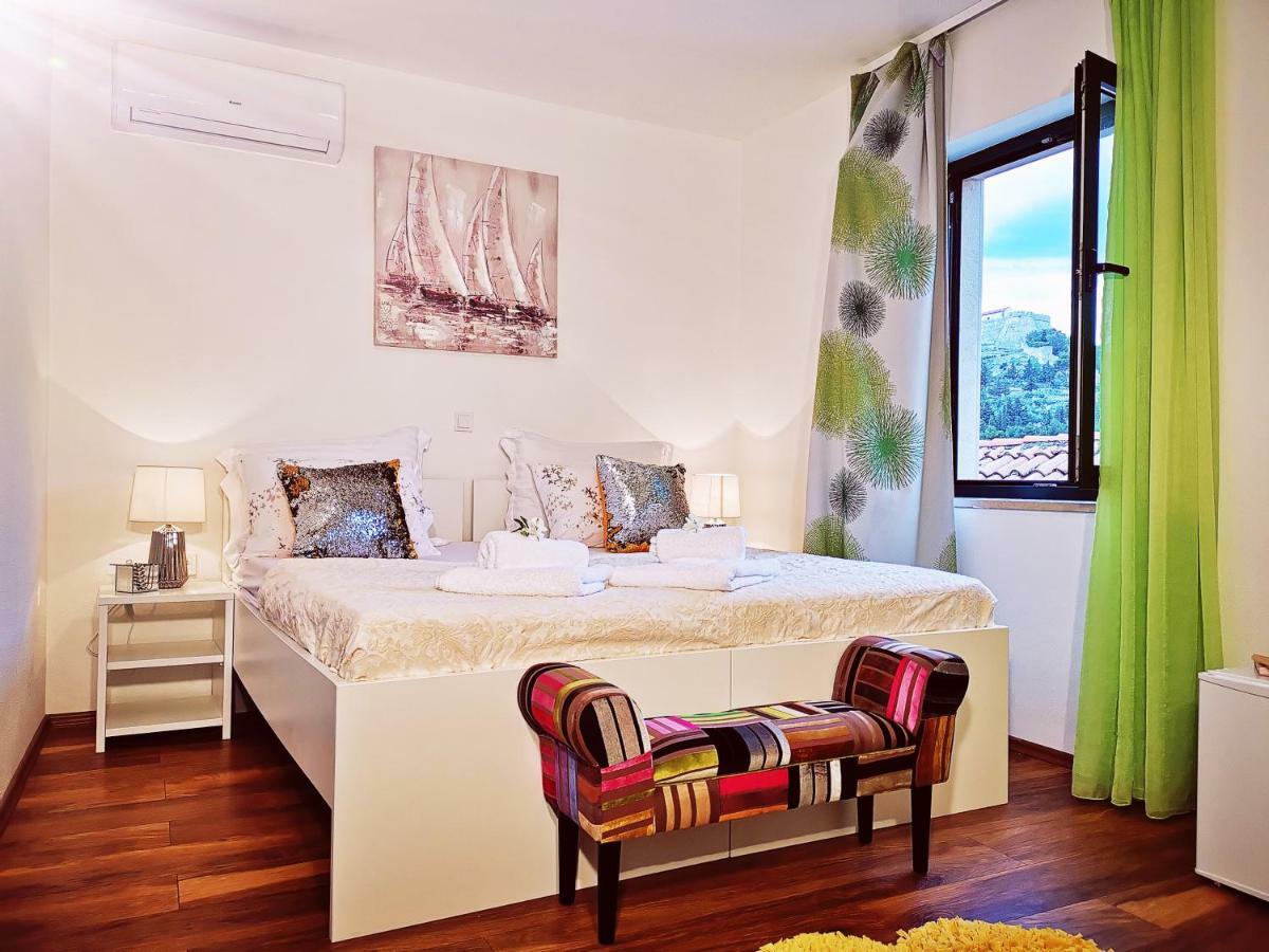 Apartments Ante ฮวาร์ ภายนอก รูปภาพ