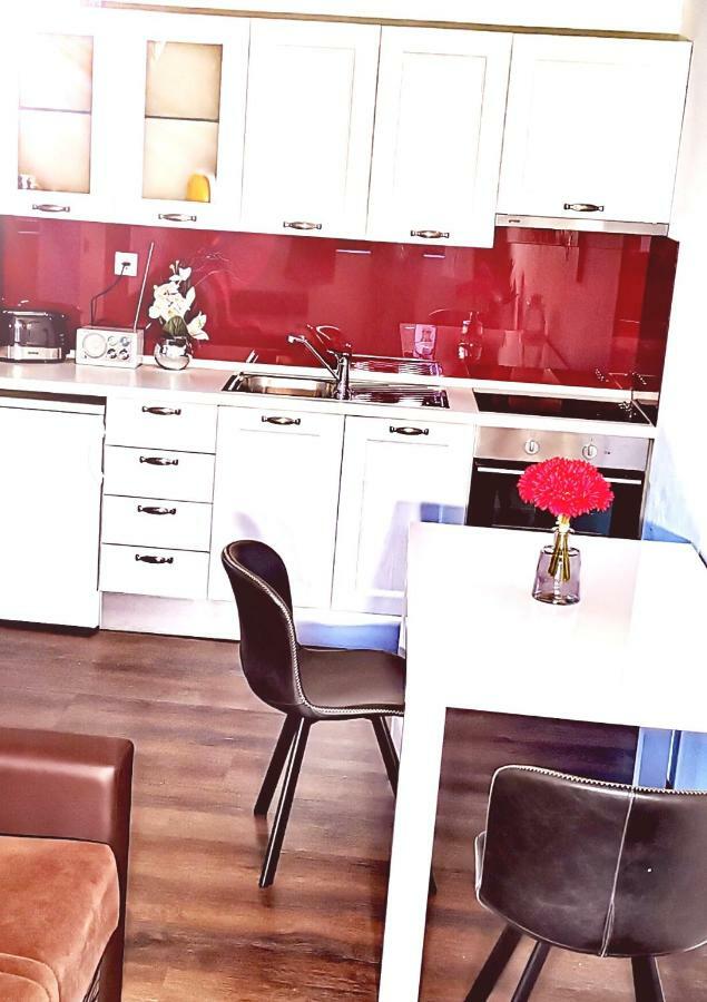 Apartments Ante ฮวาร์ ภายนอก รูปภาพ