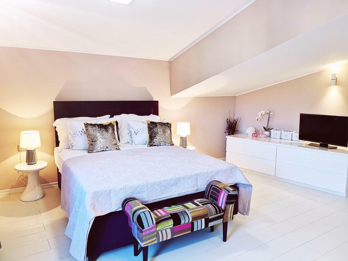 Apartments Ante ฮวาร์ ภายนอก รูปภาพ